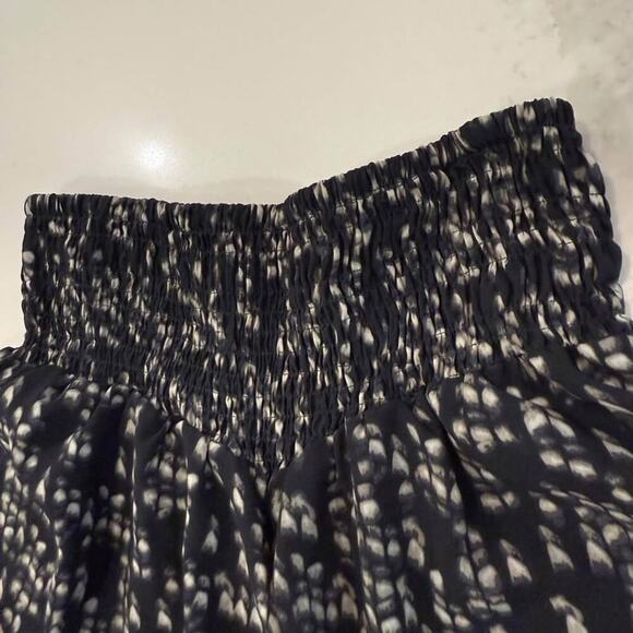Converse One Star High Rise Flowy Shorts Women's Small Black/Beige Pattern Boho - Picture 3 of 6